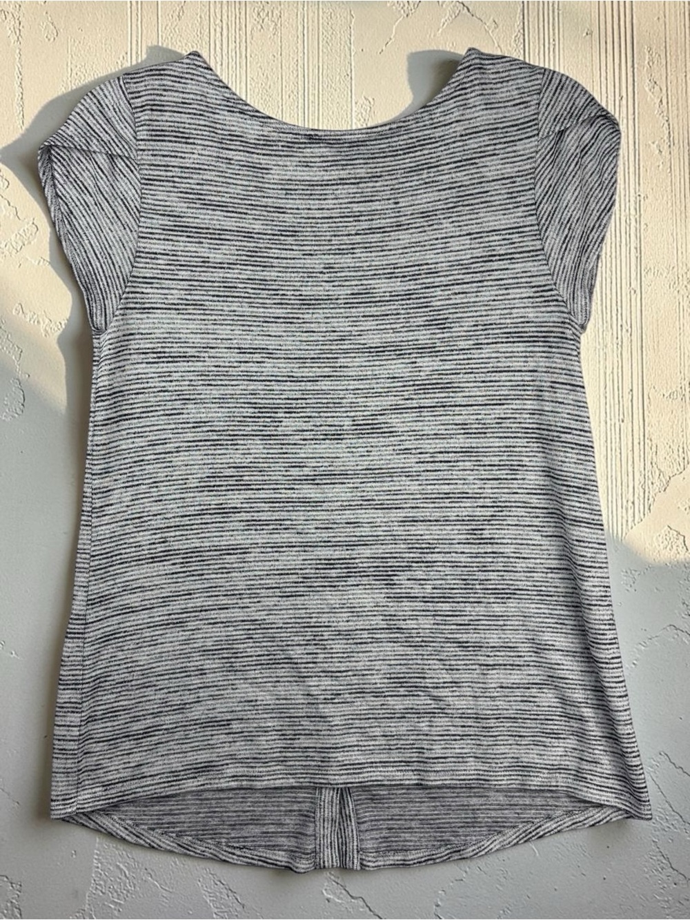Market & Spruce Bravyan Gray Striped Knit Top Small Petite - Tulip Sleeves